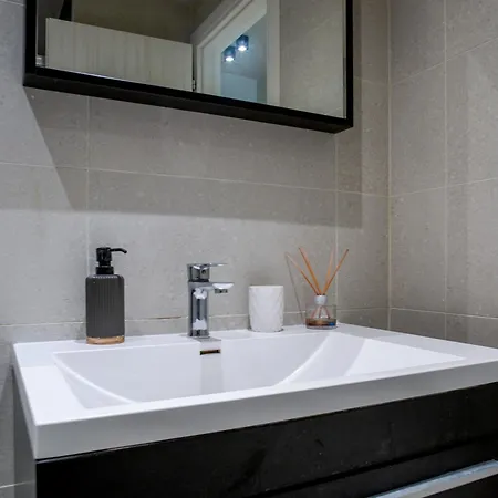 Gimispacethree - Valaoritou Architectural 1-br * テッサロニキ