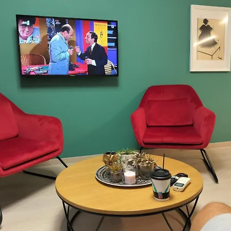 شقة Gimispacethree - Valaoritou Architectural 1-br *