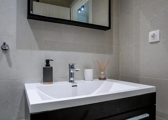 Gimispacethree - Valaoritou Architectural 1-br * סלוניקי