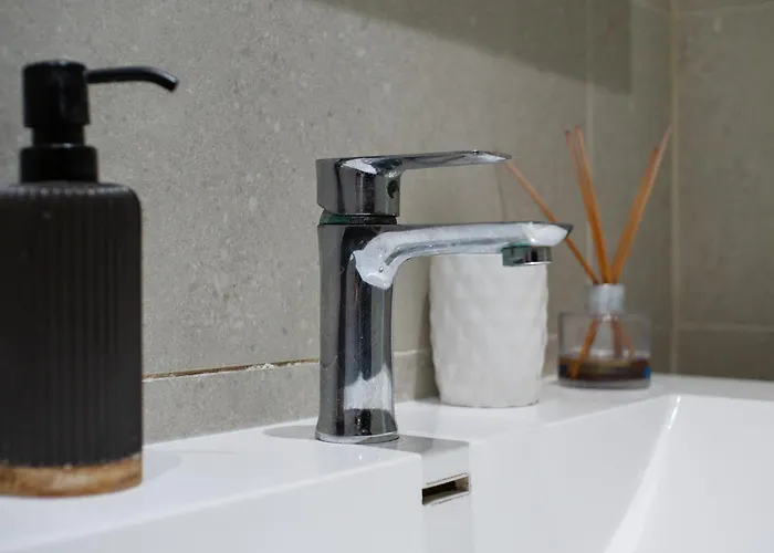 Gimispacethree - Valaoritou Architectural 1-br